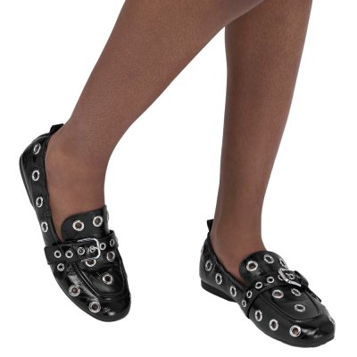 THE GROMMET JUDE LOAFER